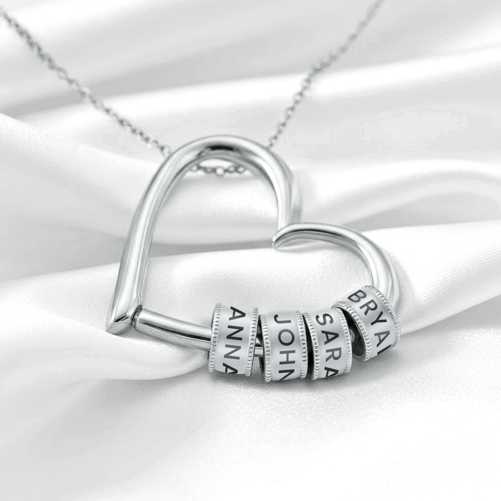 Regina - Collar corazón con nombres personalizados