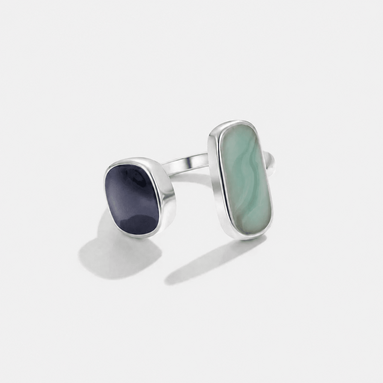 Anillo de plata con aguamarina