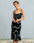 Amelia - Vestido midi de punto con bajo en forma de sirena de Black Wave