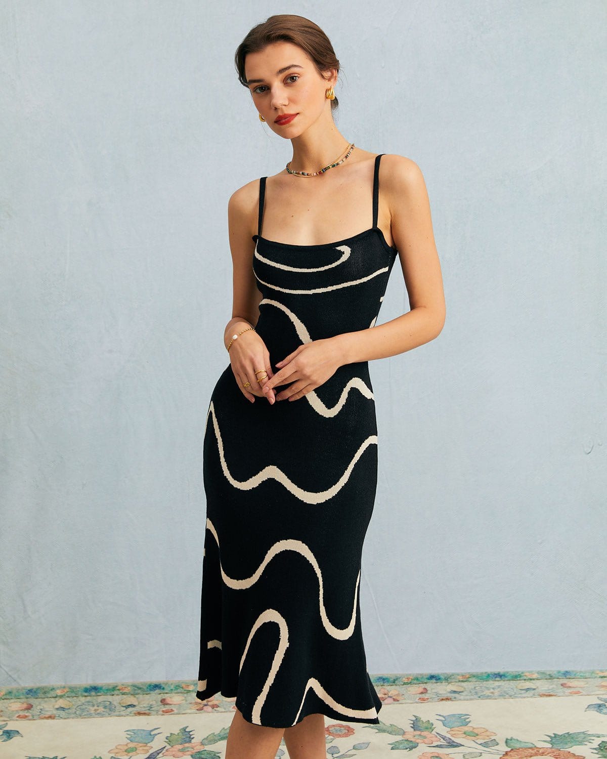 Amelia - Vestido midi de punto con bajo en forma de sirena de Black Wave